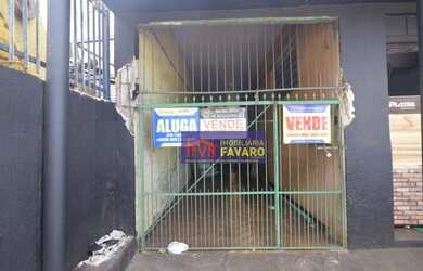 Imagem: A casa possui 3 Dormitórios, 1 Banheiro, 1 Vaga na garagem