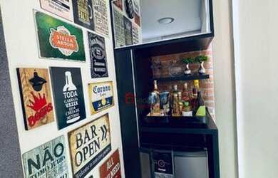 Imagem: O apartamento possui 2 Dormitórios, 2 Banheiros, 1 Vaga na