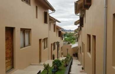 Imagem: A casa possui 2 Dormitórios, 1 Banheiro, 60m² de Área, Imóvel