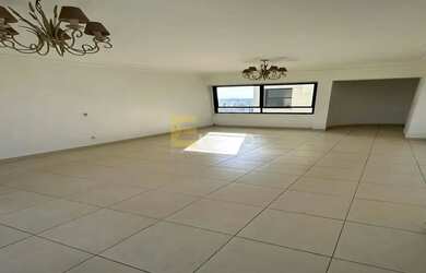 Imagem: O apartamento possui 3 Dormitórios, 5 Banheiros, 2 Vagas na