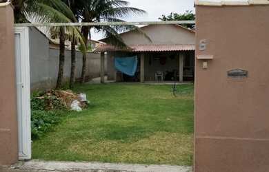 Imagem: O quarto está localizado em Vivamar, Cabo Frio para alugar