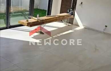 Imagem 3: Sobrado em Rua Conde dos Arcos - Lindóia - Curitiba/PR