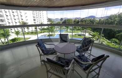 Imagem 2: Apartamento com 4 quartos à venda ou para locação em Parque Enseada - SP