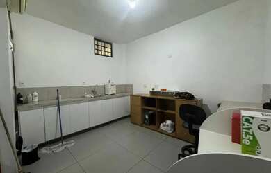 Imagem 4: Loja para Aluguel com Mezanino na Av do Contorno