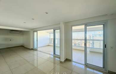 Imagem: O apartamento possui 4 Dormitórios, 5 Banheiros, 3 Vagas na