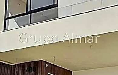 Imagem: A casa possui 4 Dormitórios, 4 Banheiros, 4 Vagas na garagem