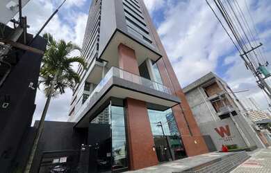 Imagem: O apartamento possui 1 Dormitório, 1 Banheiro, 2 Vagas na garagem