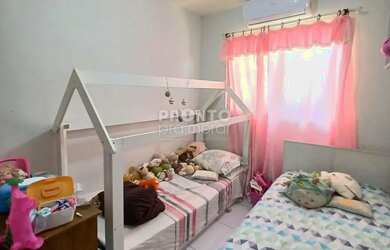 Imagem: A casa em condomínio possui 3 Dormitórios, 1 Banheiro, 1 Vaga