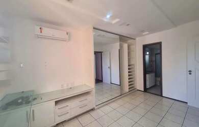 Imagem: O apartamento possui 1 Dormitório, 4 Banheiros, 2 Vagas na