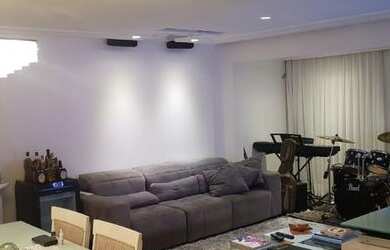 Imagem: O apartamento possui 4 Dormitórios, 4 Banheiros, 2 Vagas na