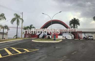 Imagem: O terreno à venda possui e está localizado em Setor Habitacional