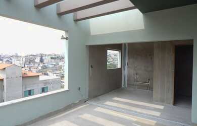 Imagem: O apartamento na cobertura possui 3 Dormitórios, 1 Banheiro