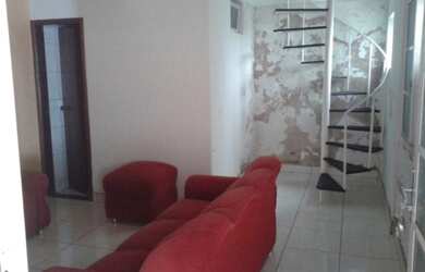 Imagem: A casa possui 5 Dormitórios, 4 Banheiros, 2 Vagas na garagem