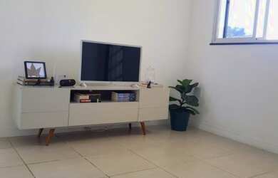 Imagem: O apartamento possui 2 Dormitórios, 1 Banheiro, 70m² de Área