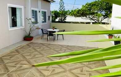 Imagem: A casa em condomínio possui 3 Dormitórios, 2 Banheiros, 2