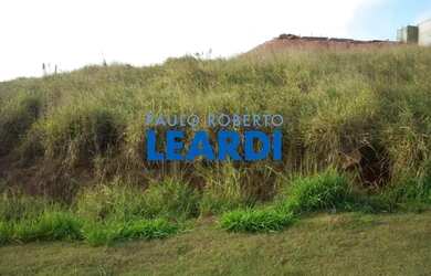 Imagem: O terreno possui 525m² de Área e está localizado em Arujá