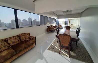 Imagem: O apartamento na cobertura possui 4 Dormitórios, 5 Banheiros