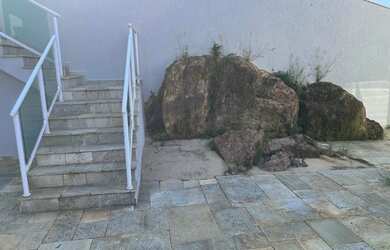 Imagem 12: Vendo maravilhosa casa. Piscina, Churrasqueira, VarandaeGuarda roupa