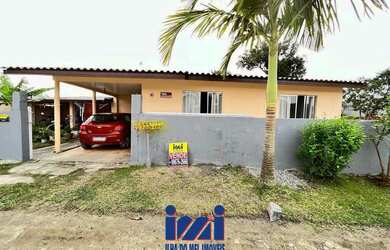 Imagem: A casa possui 4 Dormitórios, 3 Banheiros, 1 Vaga na garagem