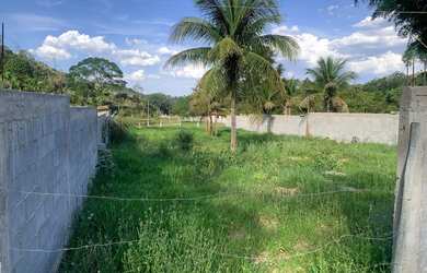 Imagem: O terreno possui 615m² de Área e está localizado em Cantagalo