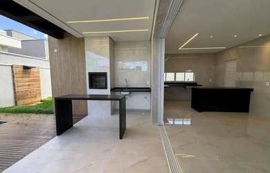 Imagem 9: Casa Em Condomínio na Cidade Alpha-TERRAS 04 - de 220m² Sendo 4 Suítes...