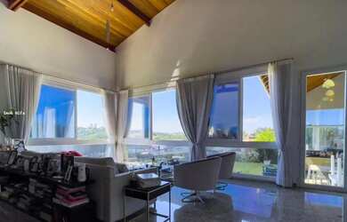 Imagem 7: Casa Térrea para Venda em Jandira, Jardim do Golf I, 3 dormitórios, 3 suítes, 3 banheiros