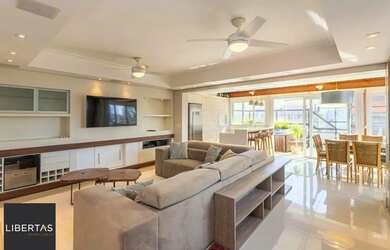 Imagem: O apartamento na cobertura possui 4 Dormitórios, 5 Banheiros