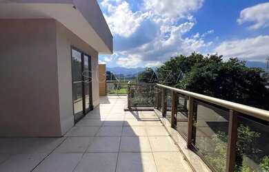 Imagem: O apartamento na cobertura possui 4 Dormitórios, 5 Banheiros