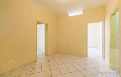 Imagem: O apartamento possui 2 Dormitórios, 1 Banheiro, 65m² de Área