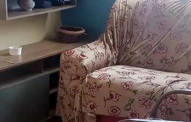 Imagem: A casa possui 2 Dormitórios, 1 Banheiro, 1 Vaga na garagem