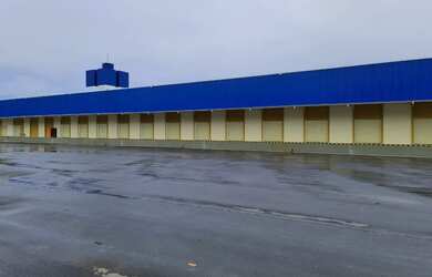 Imagem: O depósito possui 5 Vagas na garagem, 12000m² de Área e Imóvel