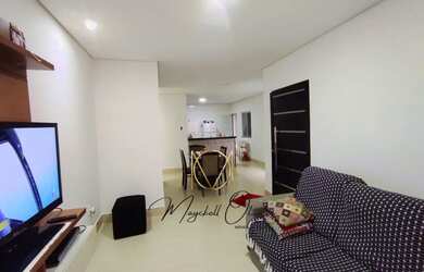 Imagem: A casa em condomínio possui 4 Dormitórios, 2 Banheiros, 1