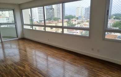 Imagem: O apartamento possui 2 Dormitórios, 4 Banheiros, 2 Vagas na