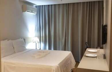 Imagem: O studio possui 1 Dormitório, 1 Banheiro, 1 Vaga na garagem