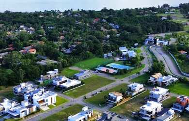 Imagem 4: Condomínio Rosa Internacional, localizado na Praia do Rosa, ao lado da...