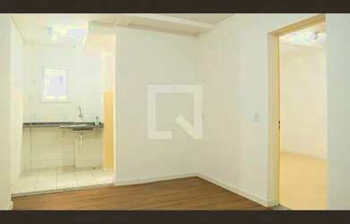 Imagem: O apartamento possui 1 Dormitório, 1 Banheiro, 42m² de Área