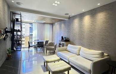 Imagem: O apartamento possui 3 Dormitórios, 4 Banheiros, 2 Vagas na