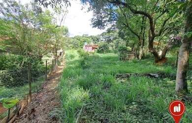 Imagem: O terreno possui 1000m² de Área e está localizado em Brumadinho