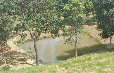 Imagem: O terreno possui 21.450m² de Área e está localizado em Área