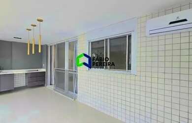 Imagem: O apartamento possui 4 Dormitórios, 4 Banheiros, 3 Vagas na