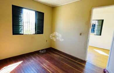 Imagem 12: Casa de 02 quartos e vaga de garagem, à venda, no bairro Urlândia em...