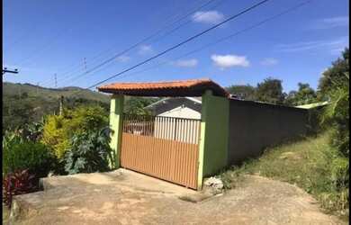 Imagem: A chácara possui 2.025m² de Área e está localizado em Campo