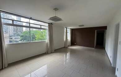 Imagem: O apartamento possui 3 Dormitórios, 2 Banheiros, 1 Vaga na