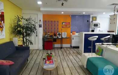 Imagem: O depósito possui 1 Vaga na garagem, 59m² de Área e está