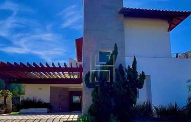 Imagem: A casa em condomínio possui 4 Dormitórios, 4 Banheiros, 4