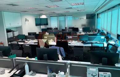 Imagem: O depósito possui 5 Vagas na garagem, 250m² de Área, Imóvel