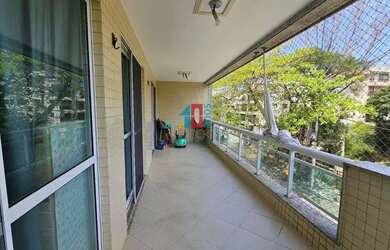 Imagem: O apartamento possui 3 Dormitórios, 3 Banheiros, 3 Vagas na