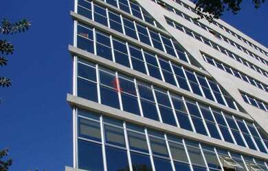 Imagem: O depósito possui 1 Vaga na garagem e 44m² de Área e está