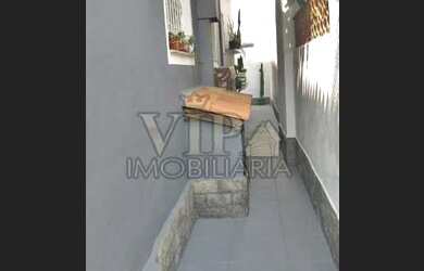 Imagem 2: Ótima residência duplex, localizado próximo a pista de skate. Ac financ