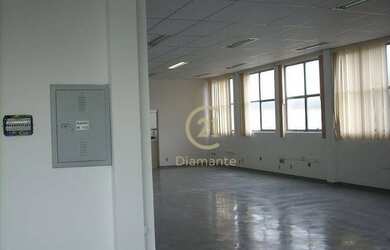 Imagem 3: Galpão para alugar, 3200 m² por R$ 69.999,00/mês - Lapa - São Paulo/SP